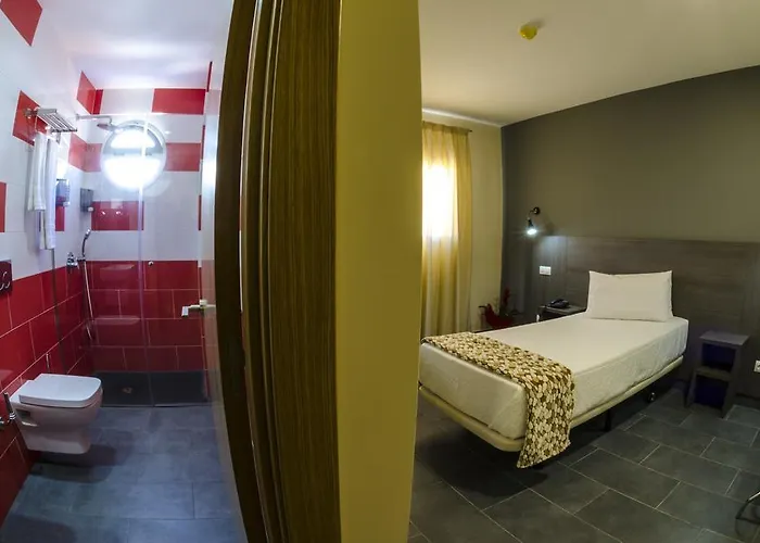 Puerto Canteras Hotel 3*