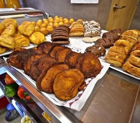 Hotel Puerto Canteras 3*